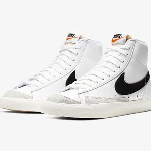 Nike Blazer Mid ‘77